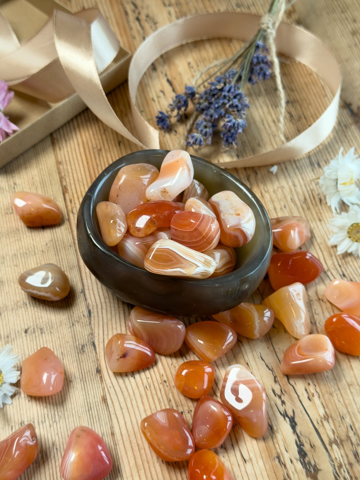 CARNELIAN BANDED AGATE TUMBLESTONES