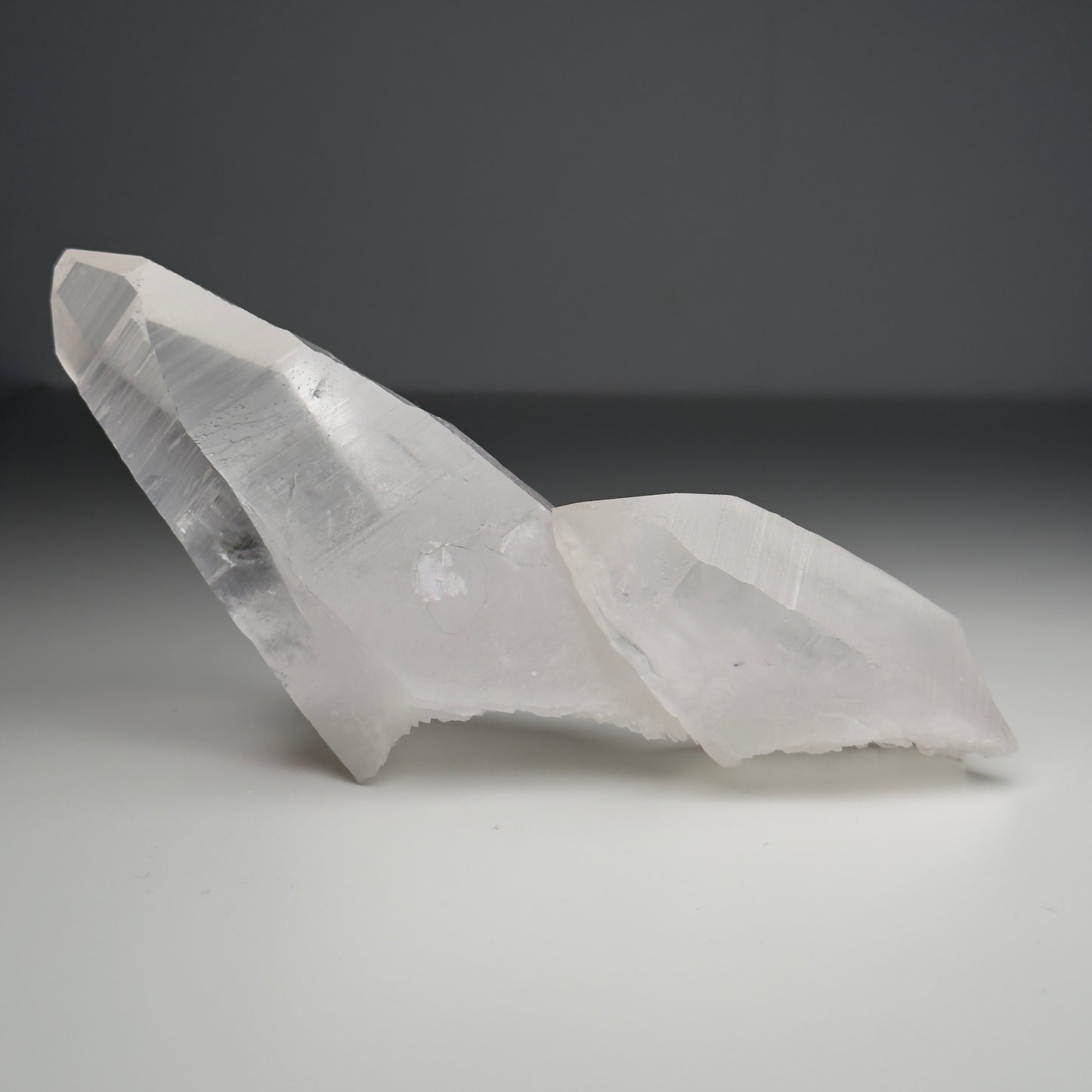 LEMURIAN QUARTZ DOUBLE POINT CLUSTER