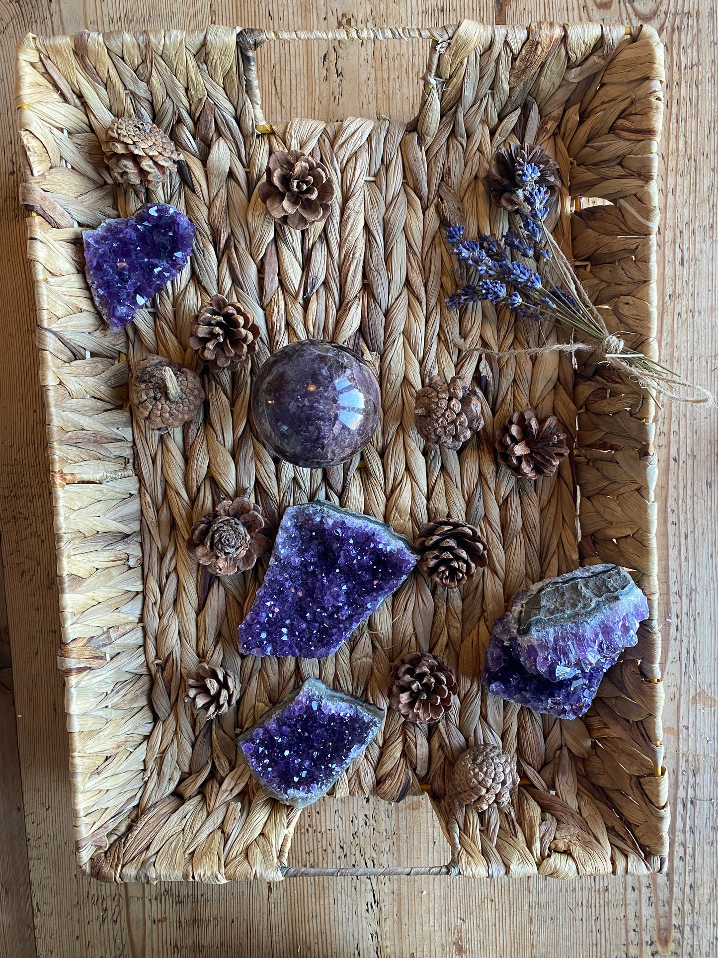 Amethyst druze quartz cluster
