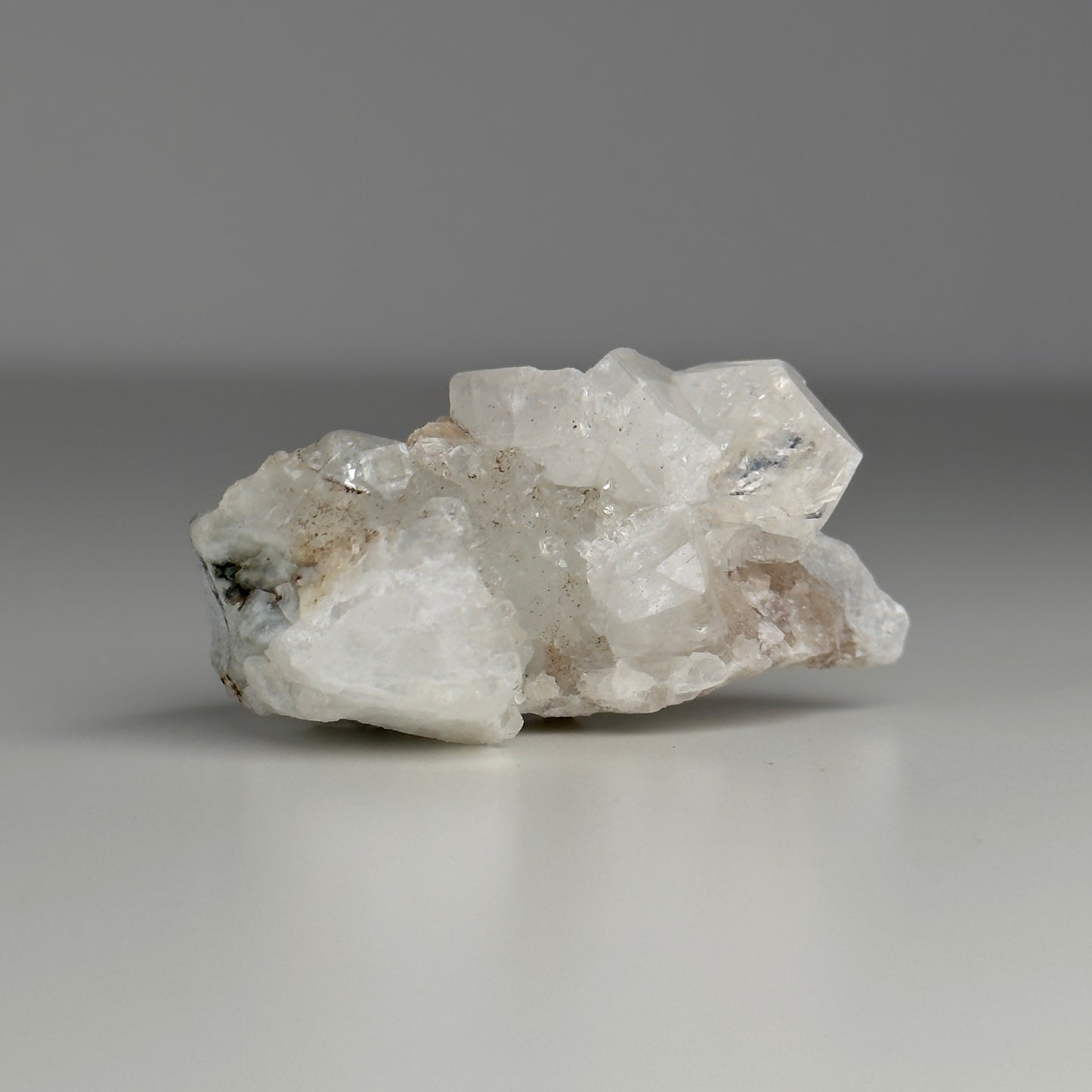 APOPHYLLITE CLUSTER