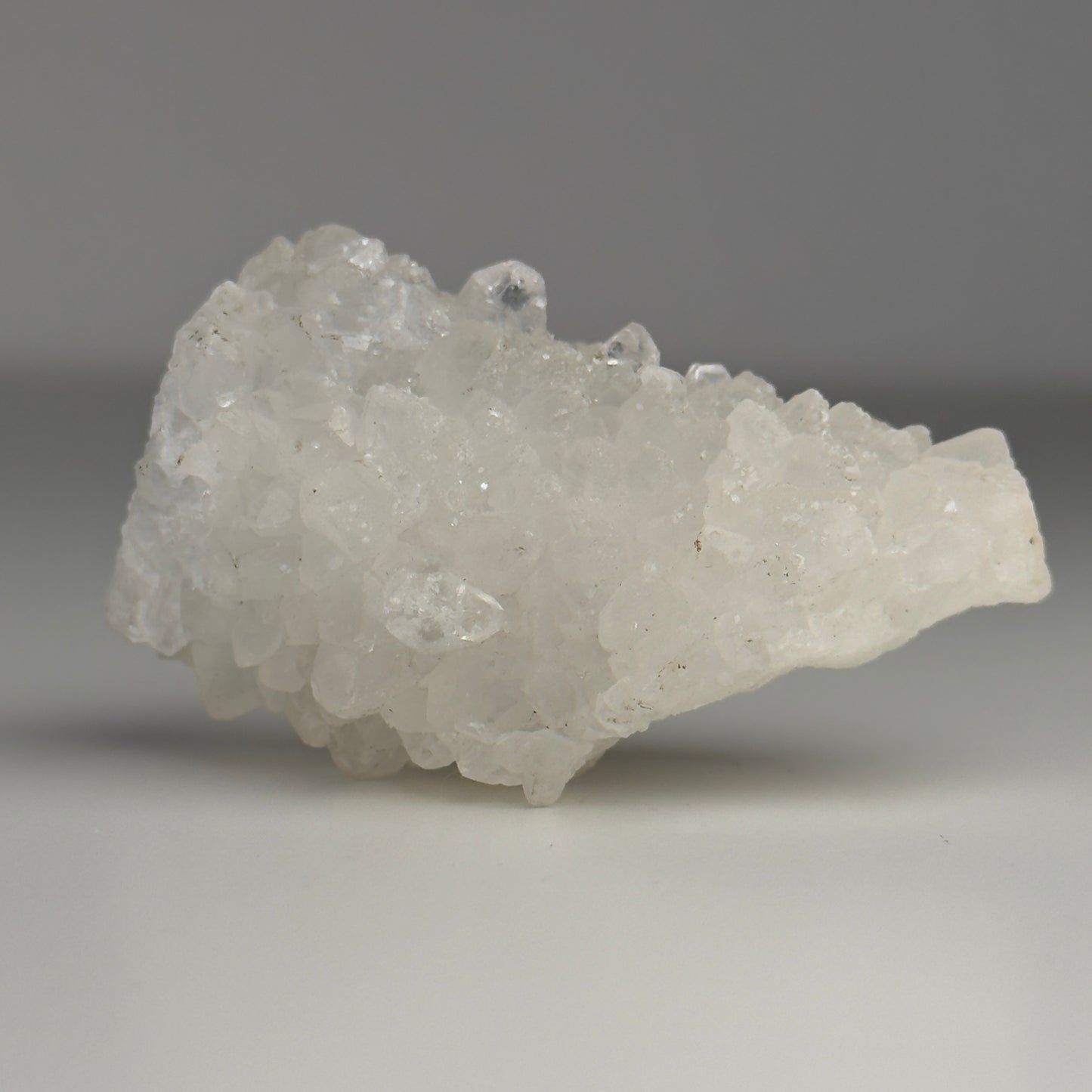 APOPHYLLITE CLUSTER