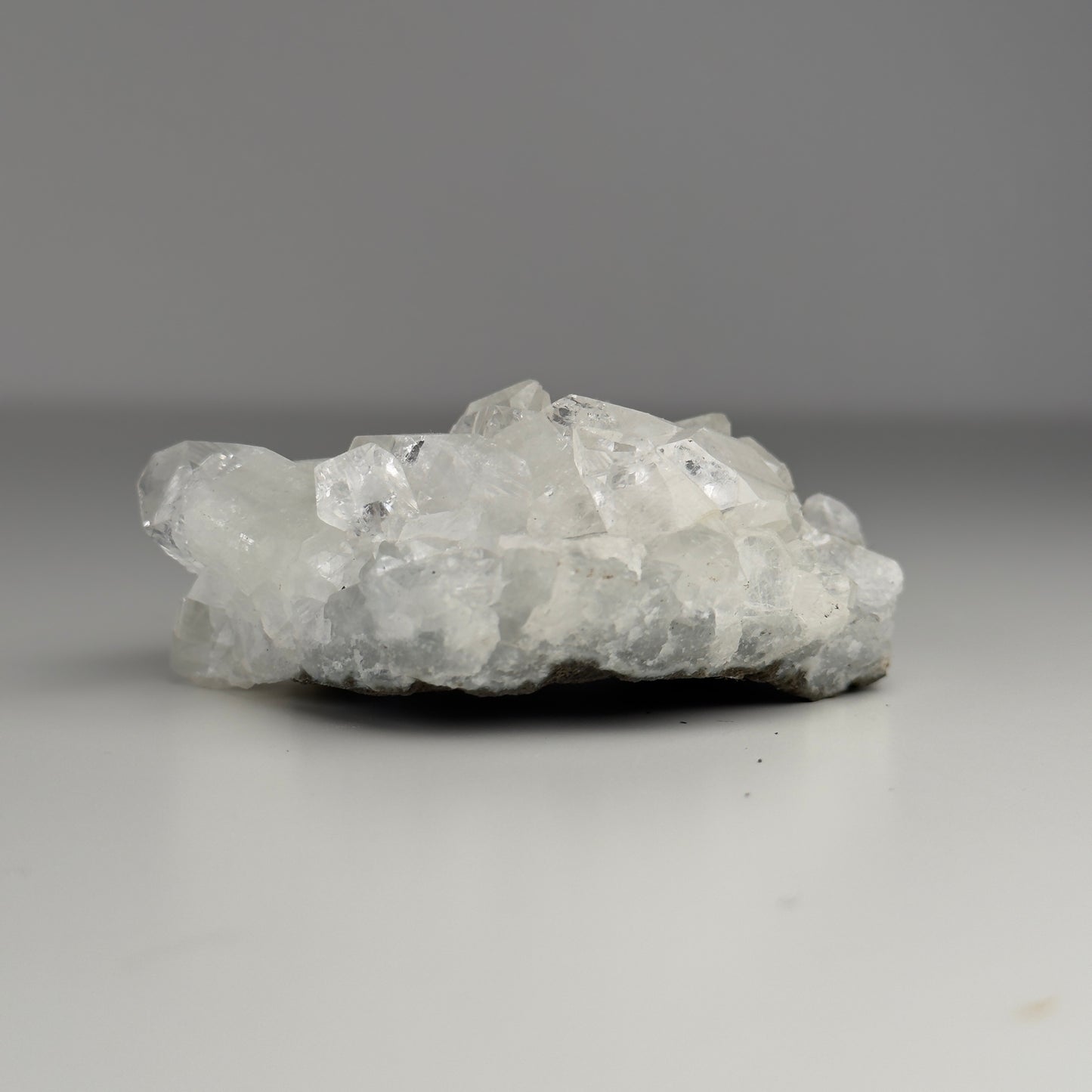APOPHYLLITE CLUSTER