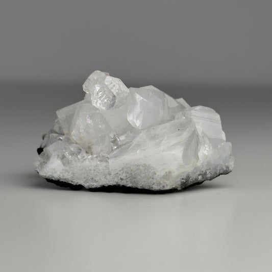 APOPHYLLITE CLUSTER